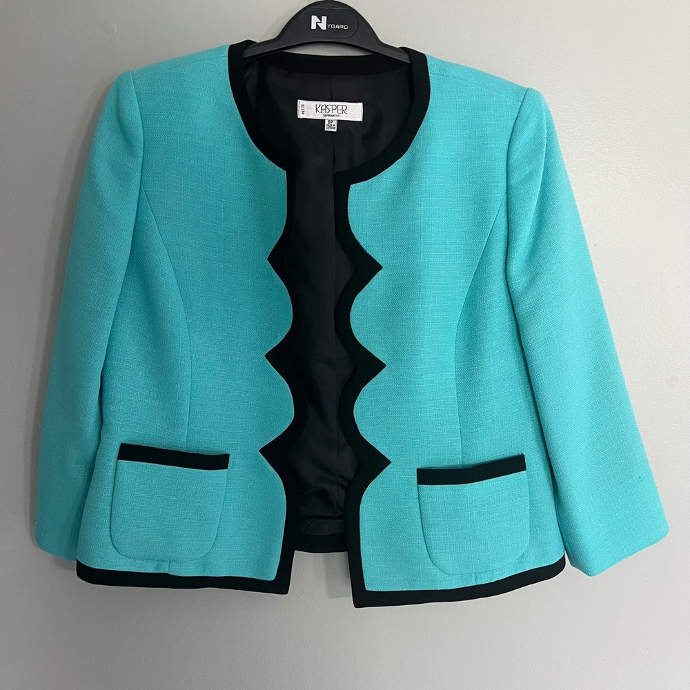 Kasper Separates Petite 8P Turquoise Blue Scalloped Trim Blazer Jacket mod bold